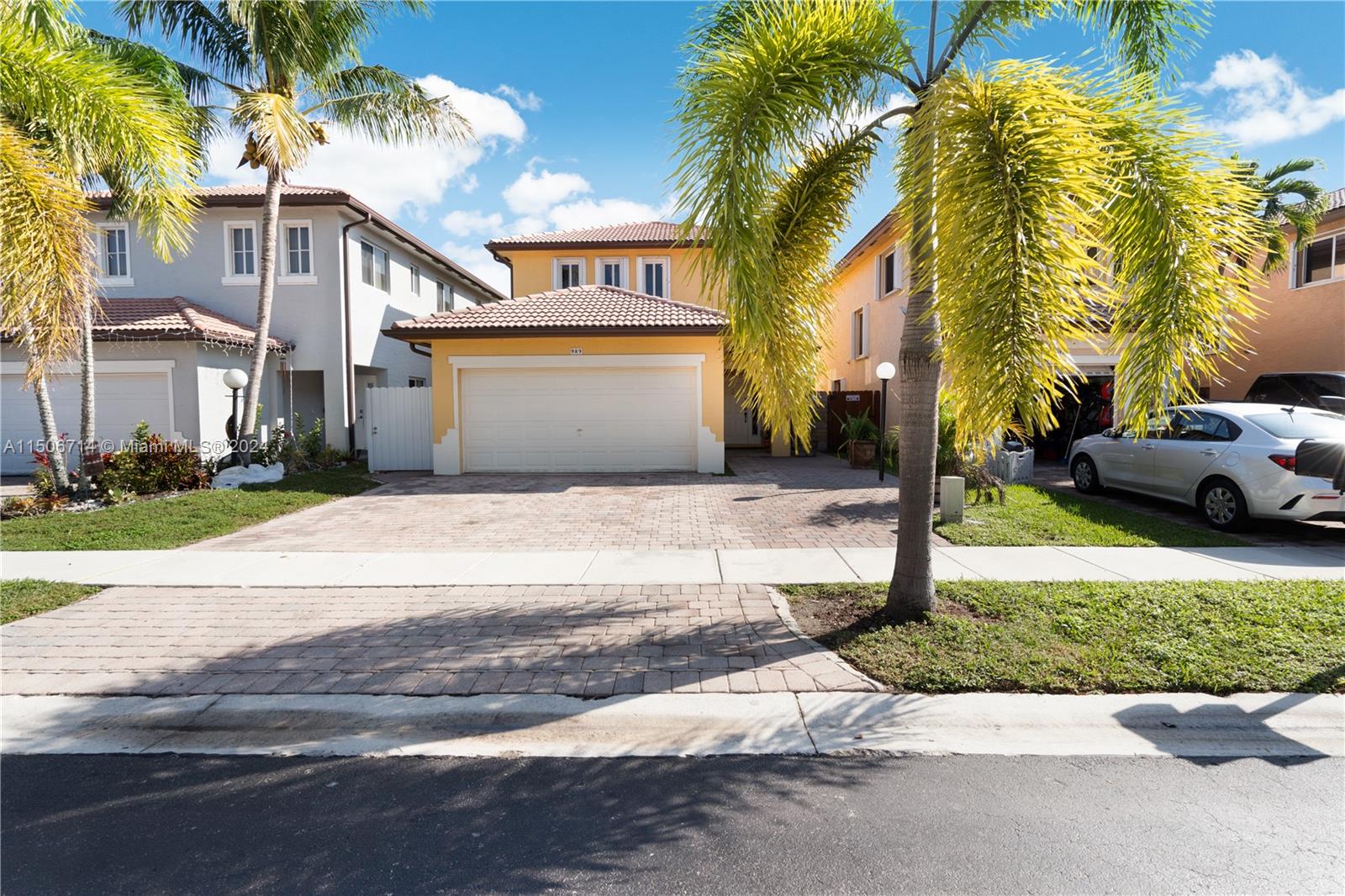 989 NE 41st Ave, Homestead, Florida 33033, 5 Bedrooms Bedrooms, ,3 BathroomsBathrooms,Residential,For Sale,989 NE 41st Ave,A11506714