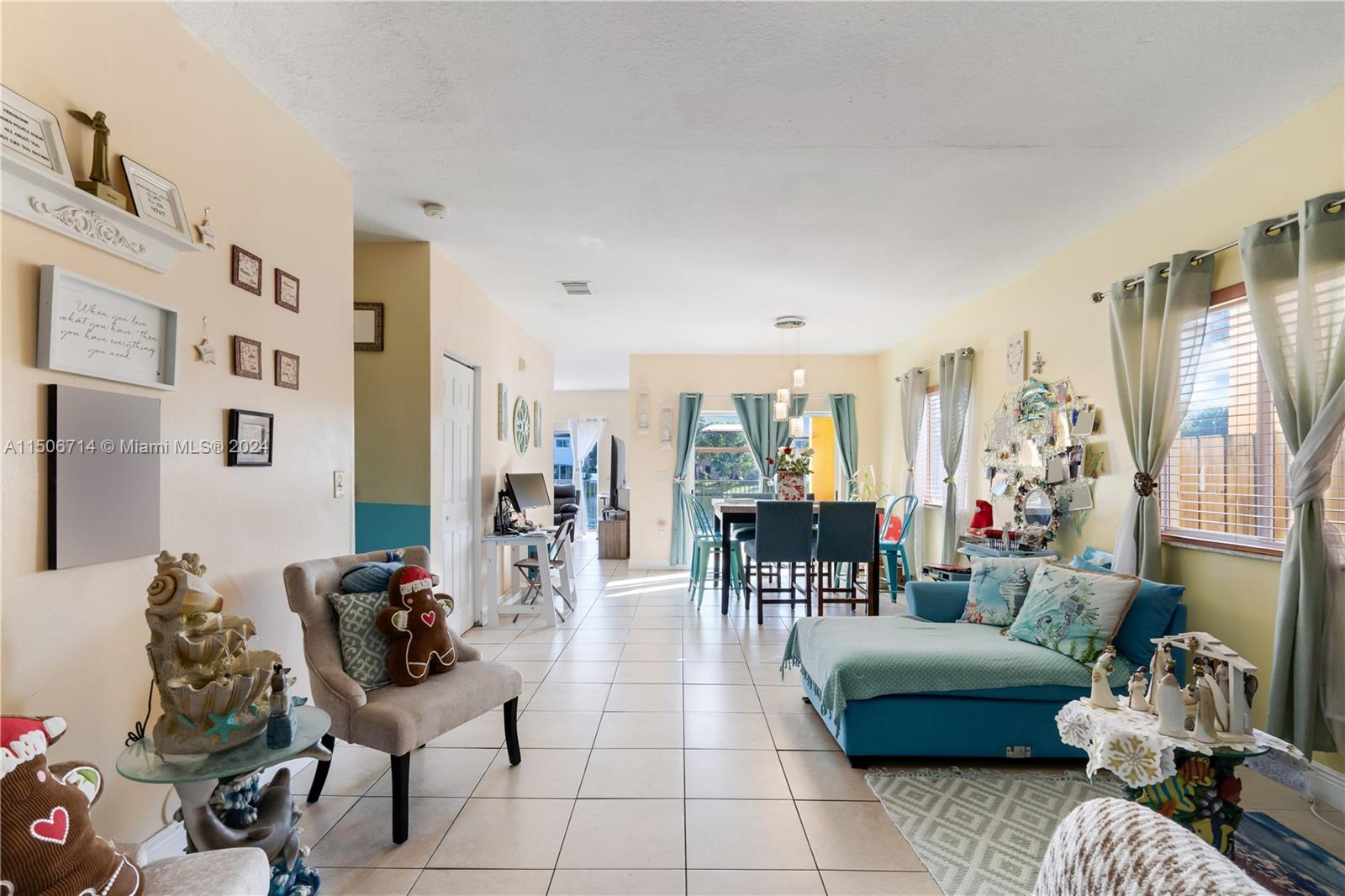 989 NE 41st Ave, Homestead, Florida 33033, 5 Bedrooms Bedrooms, ,3 BathroomsBathrooms,Residential,For Sale,989 NE 41st Ave,A11506714