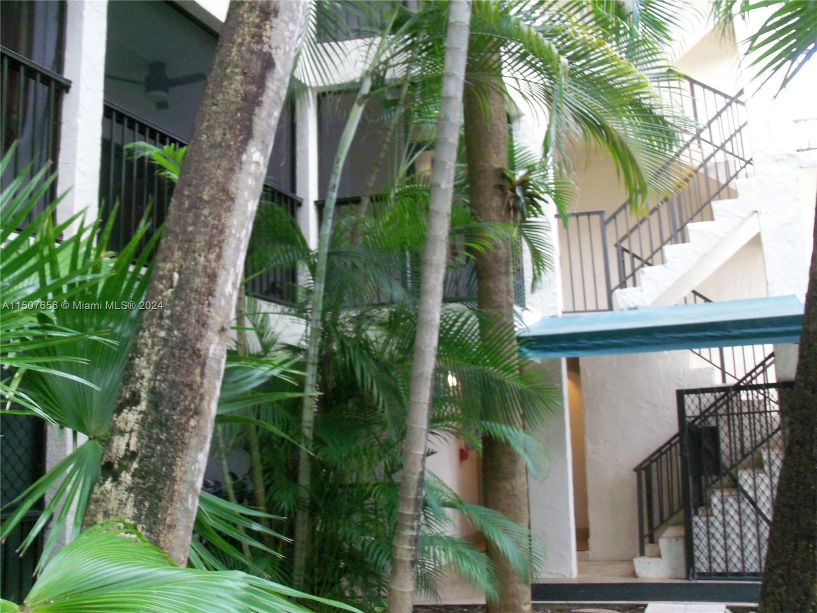 520 Orton Ave 303, Fort Lauderdale, Florida 33304, 2 Bedrooms Bedrooms, ,2 BathroomsBathrooms,Residentiallease,For Rent,520 Orton Ave 303,A11507656