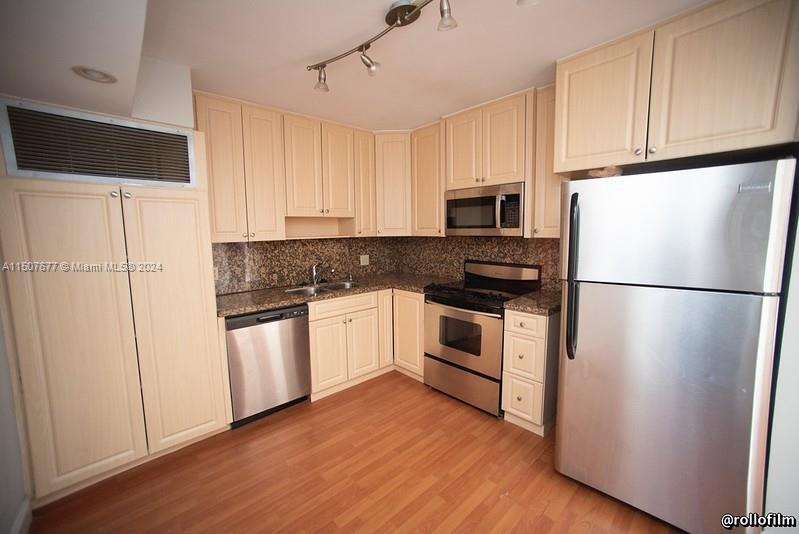 2801 183rd St, Aventura, FL, 33160 United States, 2 Bedrooms Bedrooms, ,2 BathroomsBathrooms,Residential,For Sale,183rd St,A11507677