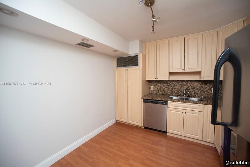2801 183rd St, Aventura, FL, 33160 United States, 2 Bedrooms Bedrooms, ,2 BathroomsBathrooms,Residential,For Sale,183rd St,A11507677