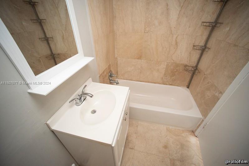 2801 183rd St, Aventura, FL, 33160 United States, 2 Bedrooms Bedrooms, ,2 BathroomsBathrooms,Residential,For Sale,183rd St,A11507677