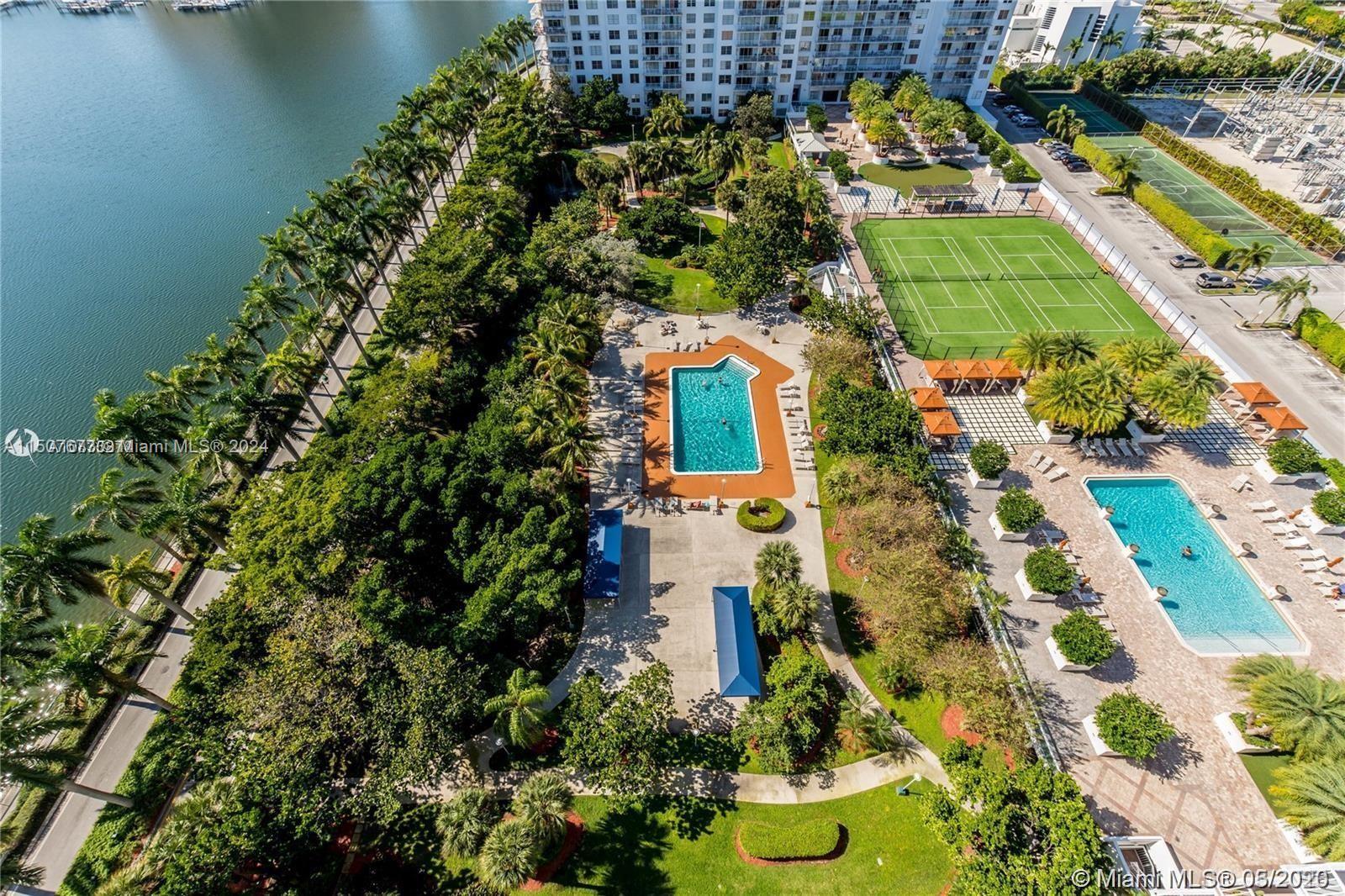 2801 183rd St, Aventura, FL, 33160 United States, 2 Bedrooms Bedrooms, ,2 BathroomsBathrooms,Residential,For Sale,183rd St,A11507677