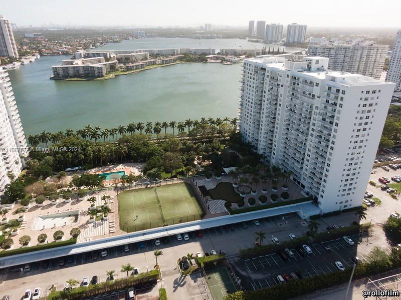 2801 183rd St, Aventura, FL, 33160 United States, 2 Bedrooms Bedrooms, ,2 BathroomsBathrooms,Residential,For Sale,183rd St,A11507677