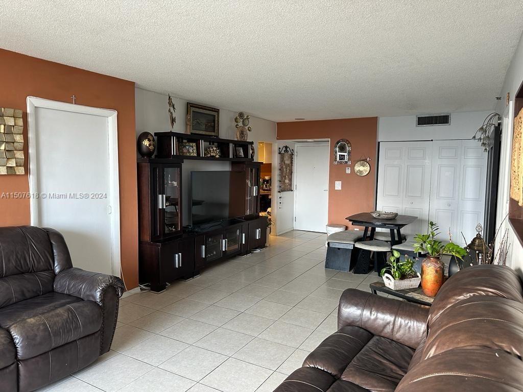 20225 NE 34th Ct 1714, Aventura, Florida 33180, 2 Bedrooms Bedrooms, ,2 BathroomsBathrooms,Residential,For Sale,20225 NE 34th Ct 1714,A11507618