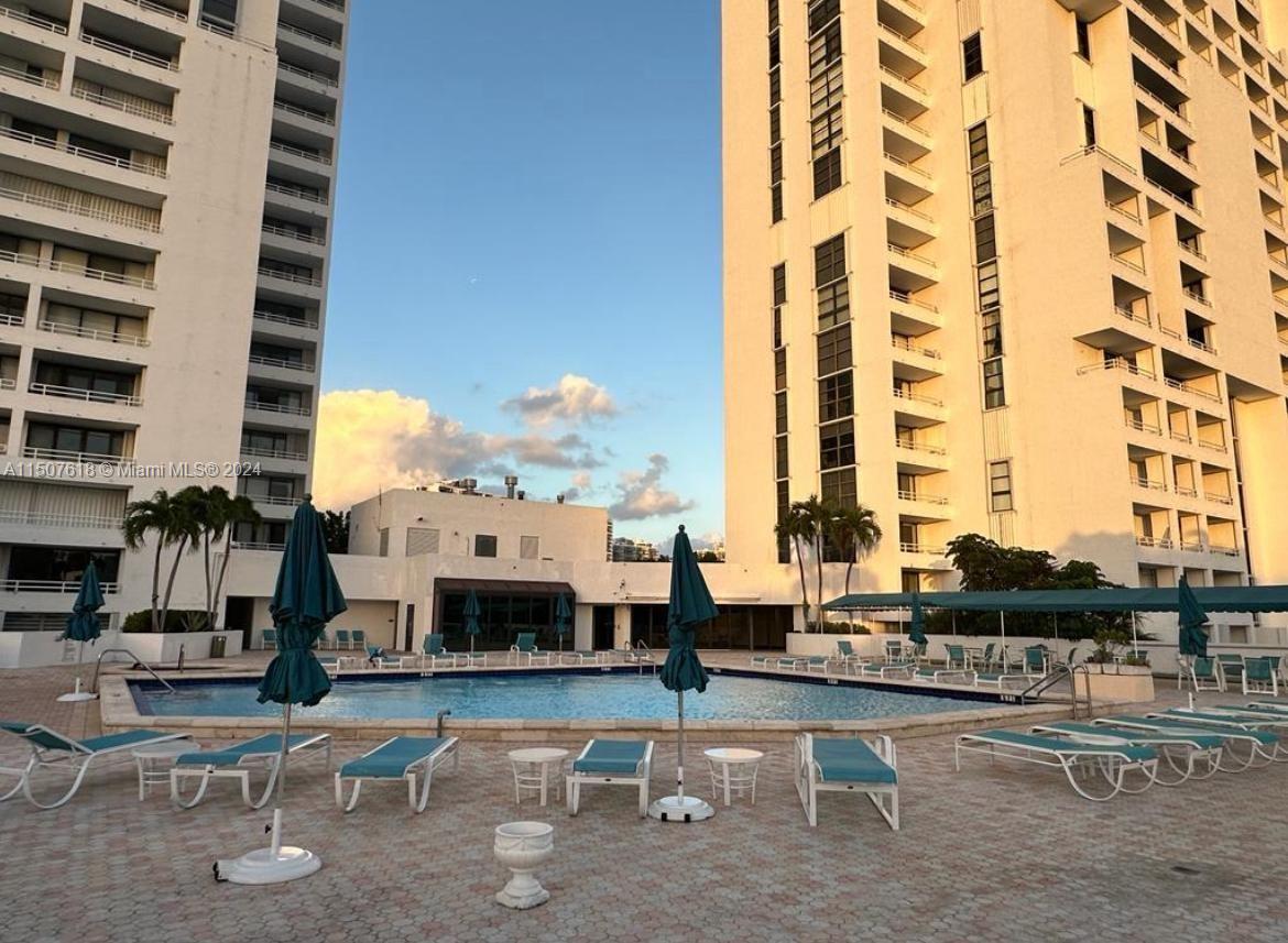 20225 NE 34th Ct 1714, Aventura, Florida 33180, 2 Bedrooms Bedrooms, ,2 BathroomsBathrooms,Residential,For Sale,20225 NE 34th Ct 1714,A11507618