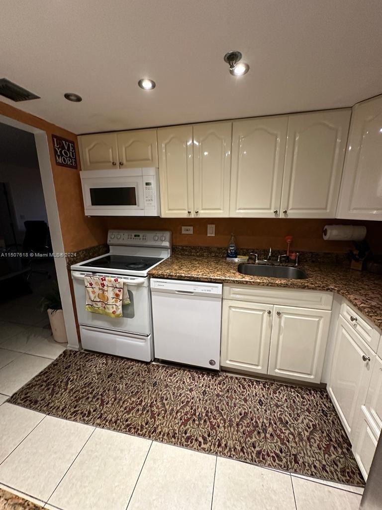 20225 NE 34th Ct 1714, Aventura, Florida 33180, 2 Bedrooms Bedrooms, ,2 BathroomsBathrooms,Residential,For Sale,20225 NE 34th Ct 1714,A11507618