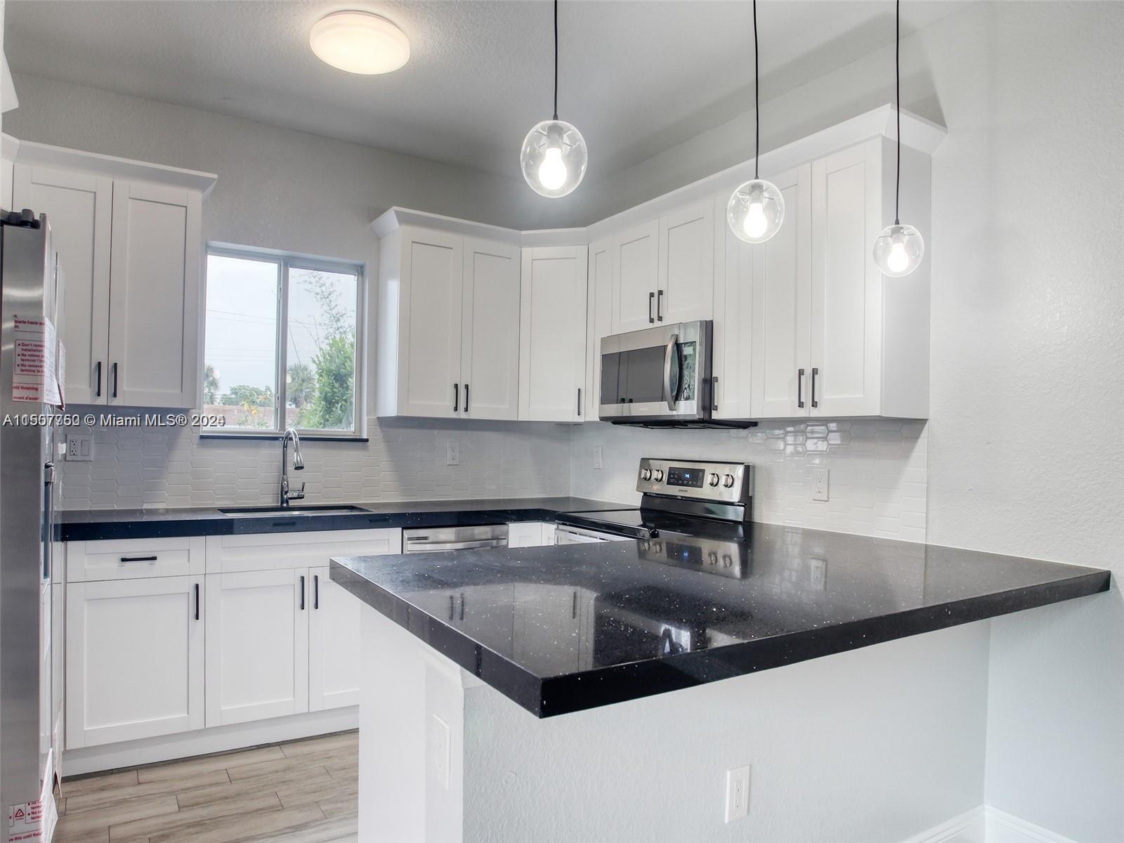 617 20th Ter, Fort Lauderdale, FL, 33312 United States, 3 Bedrooms Bedrooms, ,2 BathroomsBathrooms,Residential,For Sale,20th Ter,A11507750