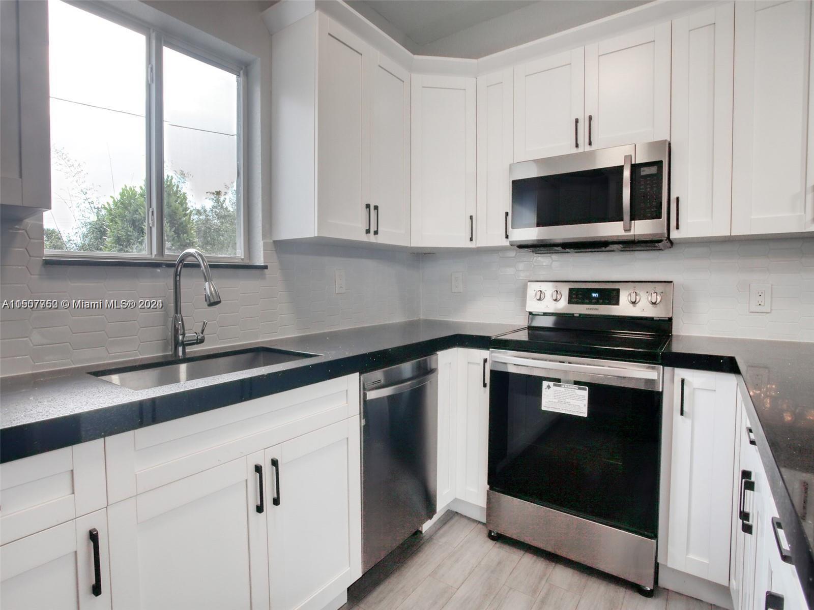 617 20th Ter, Fort Lauderdale, FL, 33312 United States, 3 Bedrooms Bedrooms, ,2 BathroomsBathrooms,Residential,For Sale,20th Ter,A11507750