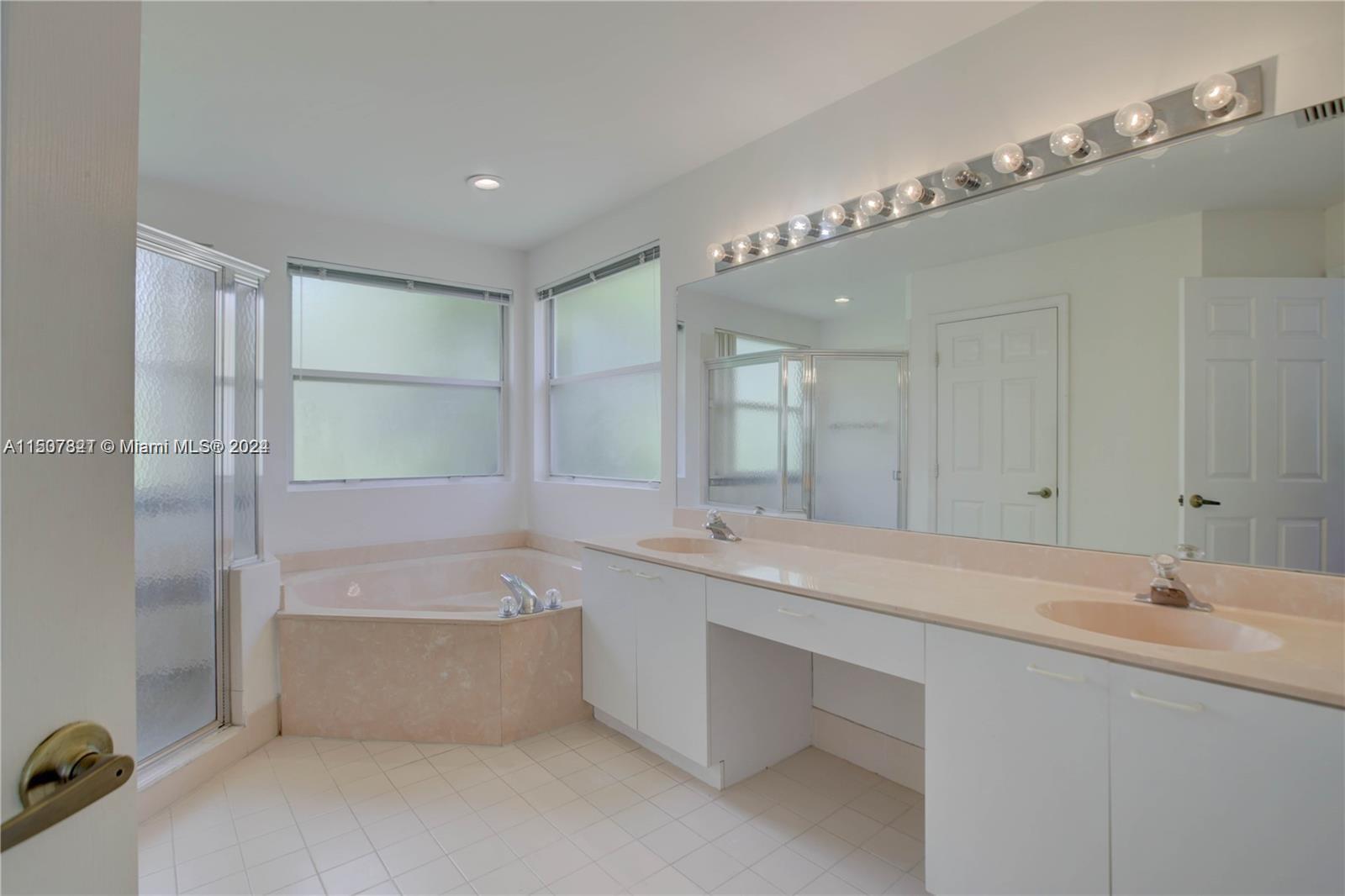 20251 Monteverdi Cir, Boca Raton, FL, 33498 United States, 4 Bedrooms Bedrooms, ,3 BathroomsBathrooms,Residential,For Sale,Monteverdi Cir,A11507821