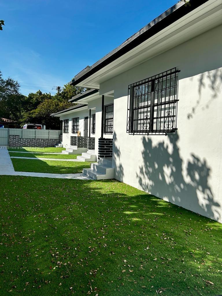 5541 NW 1st Ave 2, Miami, Florida 33127, 2 Bedrooms Bedrooms, ,1 BathroomBathrooms,Residentiallease,For Rent,5541 NW 1st Ave 2,A11507939