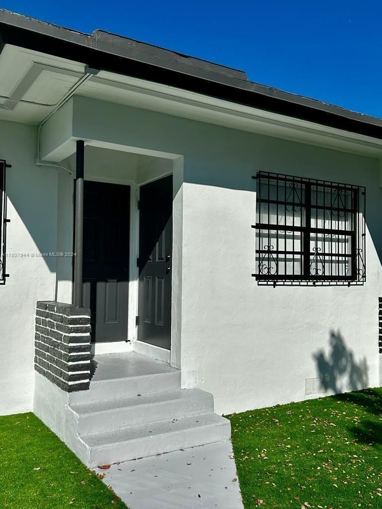 5541 NW 1st Ave 3, Miami, Florida 33127, 2 Bedrooms Bedrooms, ,1 BathroomBathrooms,Residentiallease,For Rent,5541 NW 1st Ave 3,A11507944