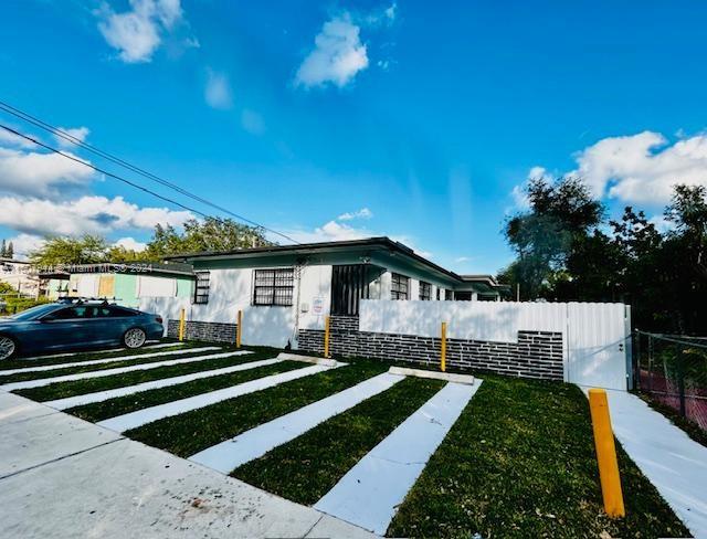 5541 NW 1st Ave 3, Miami, Florida 33127, 2 Bedrooms Bedrooms, ,1 BathroomBathrooms,Residentiallease,For Rent,5541 NW 1st Ave 3,A11507944