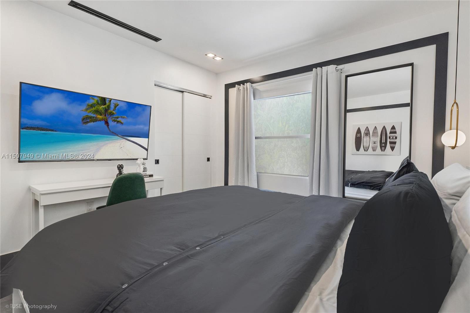 5624 NW 5th Ave Whole Villa, Miami, Florida 33127, 5 Bedrooms Bedrooms, ,5 BathroomsBathrooms,Residentiallease,For Rent,5624 NW 5th Ave Whole Villa,A11507949