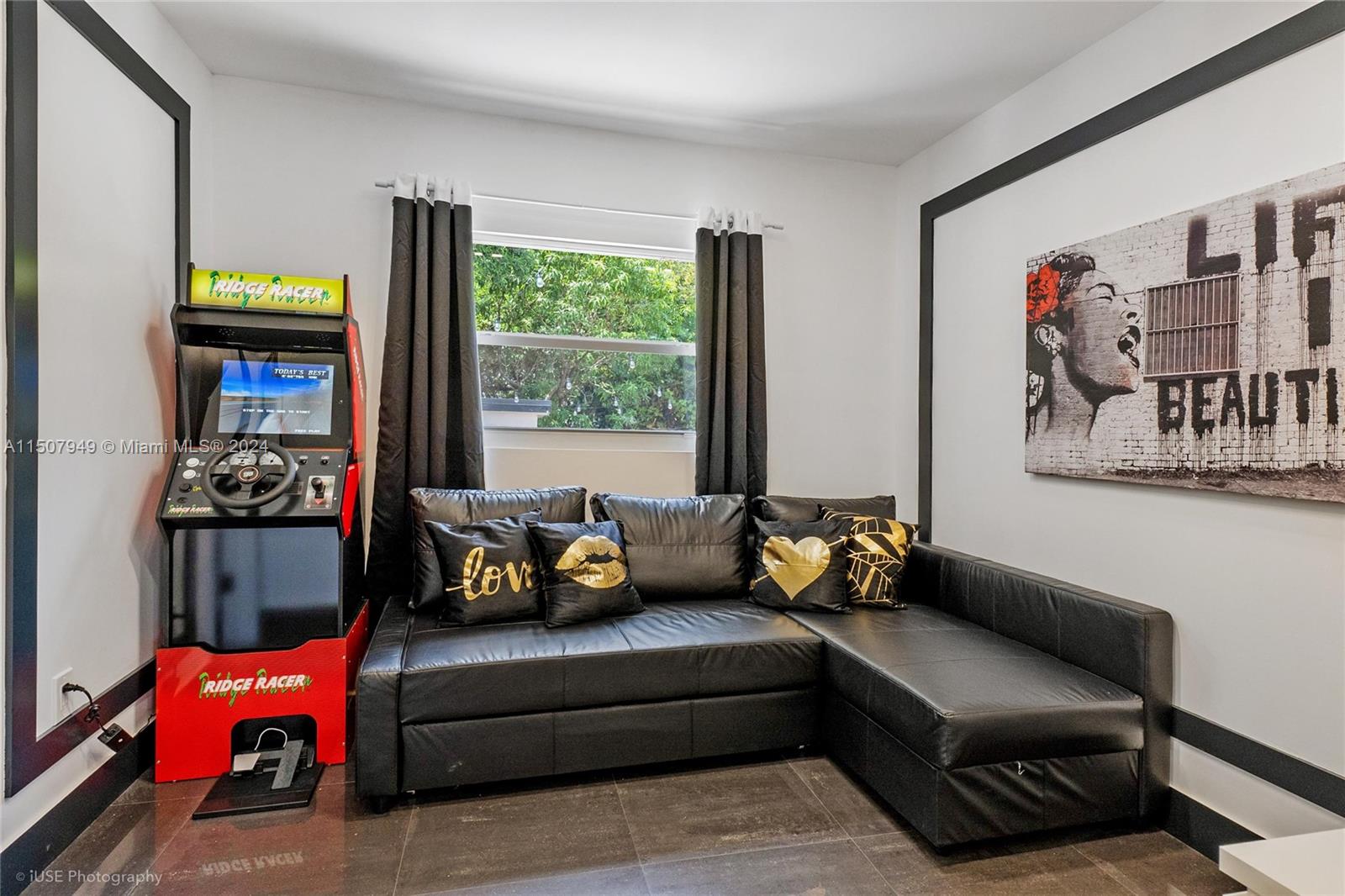 5624 NW 5th Ave Whole Villa, Miami, Florida 33127, 5 Bedrooms Bedrooms, ,5 BathroomsBathrooms,Residentiallease,For Rent,5624 NW 5th Ave Whole Villa,A11507949