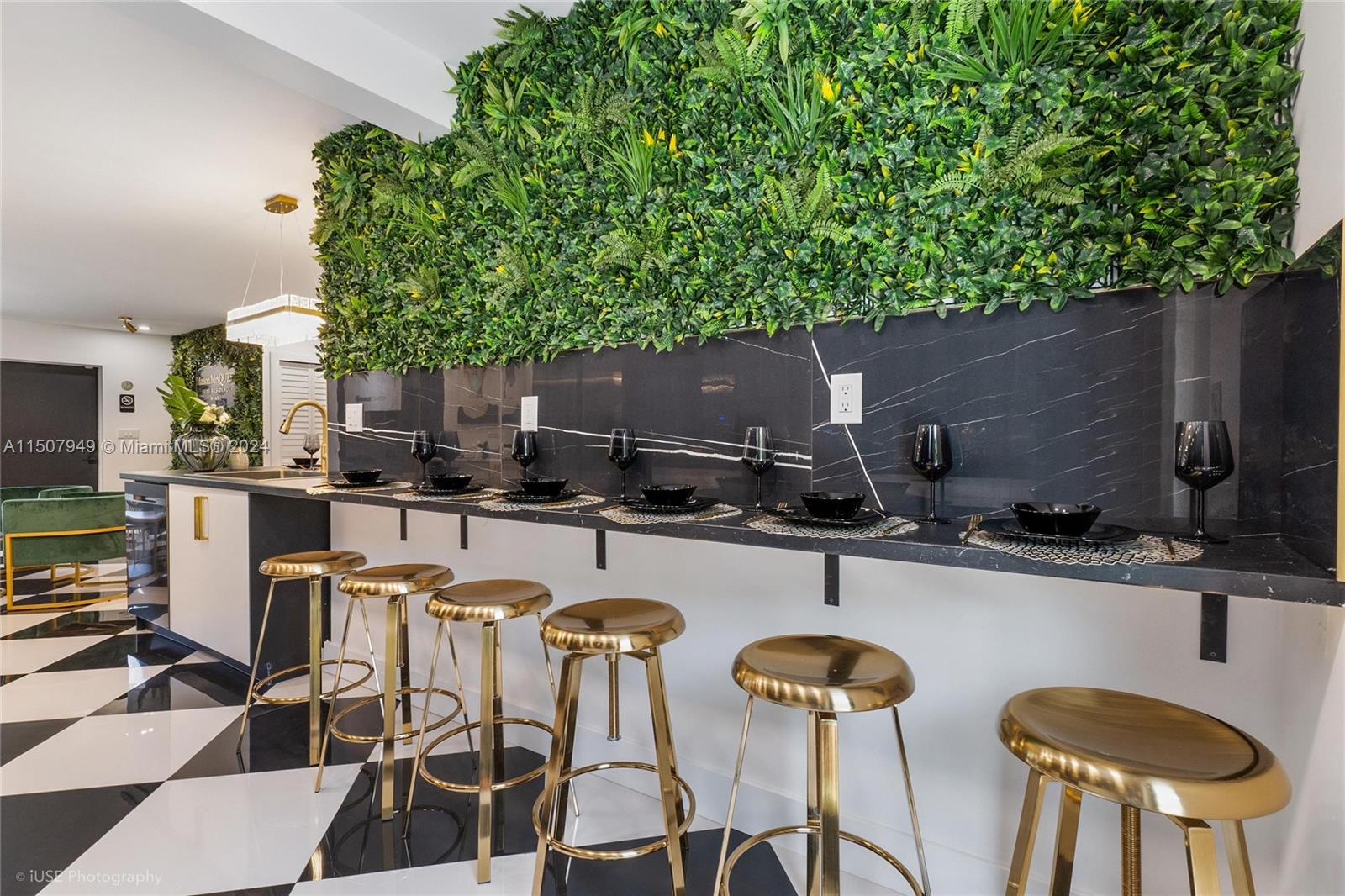 5624 NW 5th Ave Whole Villa, Miami, Florida 33127, 5 Bedrooms Bedrooms, ,5 BathroomsBathrooms,Residentiallease,For Rent,5624 NW 5th Ave Whole Villa,A11507949