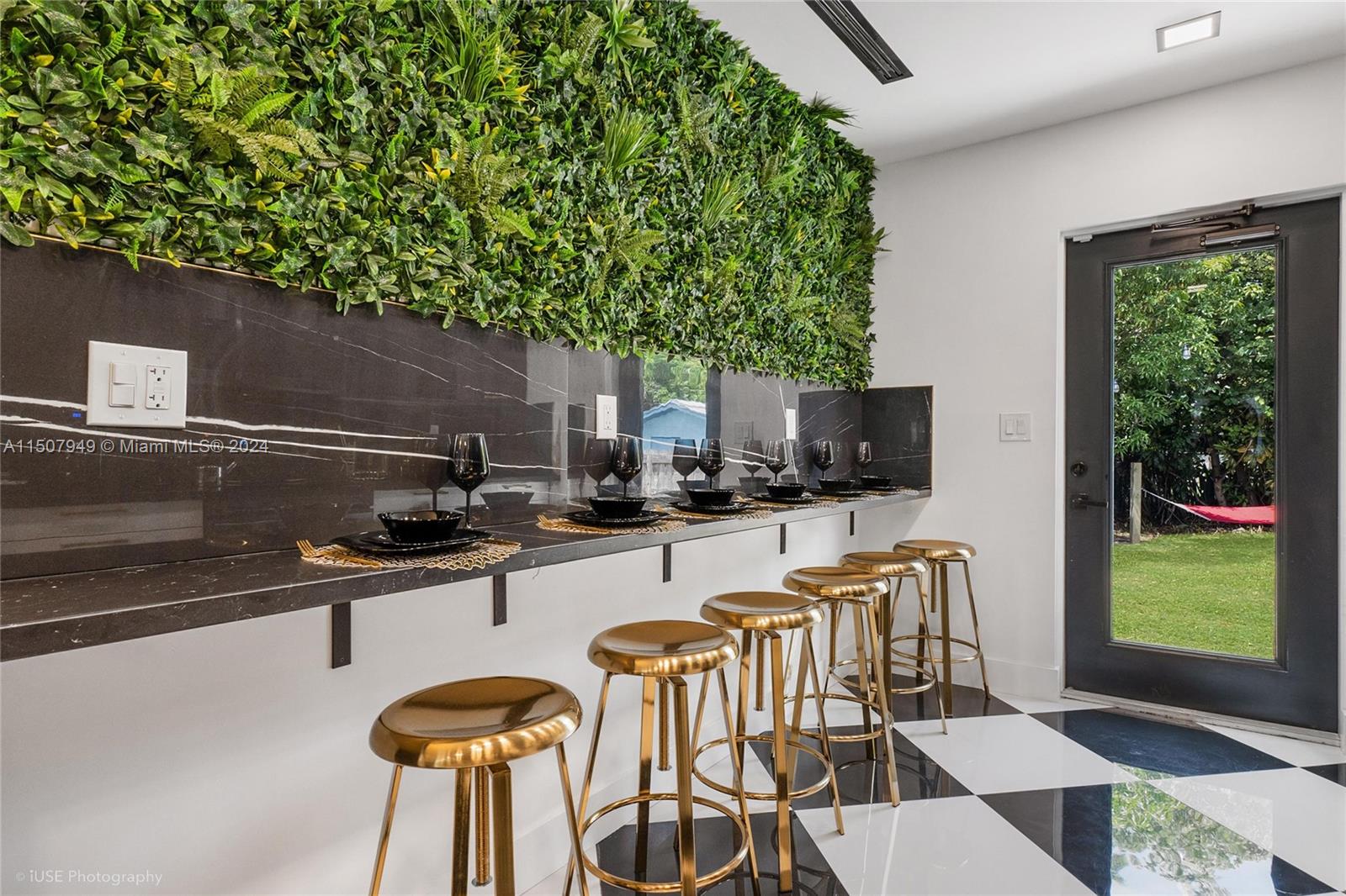 5624 NW 5th Ave Whole Villa, Miami, Florida 33127, 5 Bedrooms Bedrooms, ,5 BathroomsBathrooms,Residentiallease,For Rent,5624 NW 5th Ave Whole Villa,A11507949