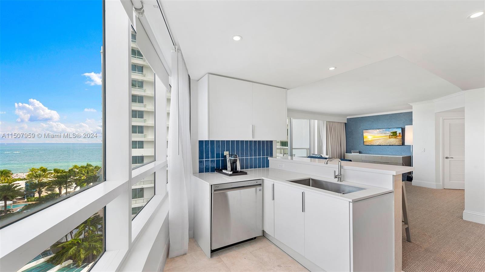 4401 Collins Ave 901903, Miami Beach, Florida 33140, 2 Bedrooms Bedrooms, ,2 BathroomsBathrooms,Residentiallease,For Rent,4401 Collins Ave 901903,A11507959