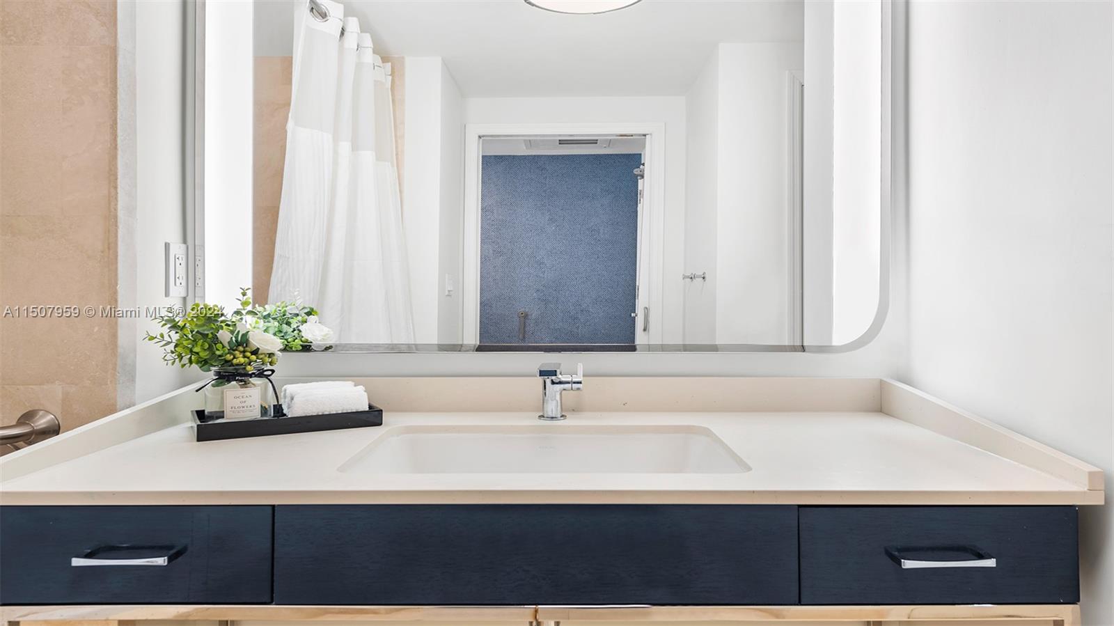 4401 Collins Ave 901903, Miami Beach, Florida 33140, 2 Bedrooms Bedrooms, ,2 BathroomsBathrooms,Residentiallease,For Rent,4401 Collins Ave 901903,A11507959