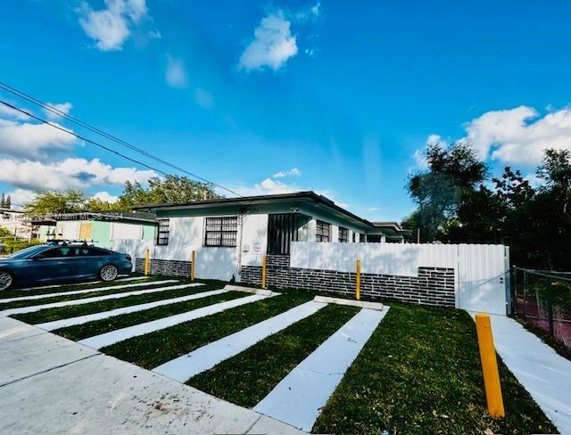 5541 NW 1st Ave 4, Miami, Florida 33127, 2 Bedrooms Bedrooms, ,1 BathroomBathrooms,Residentiallease,For Rent,5541 NW 1st Ave 4,A11507958