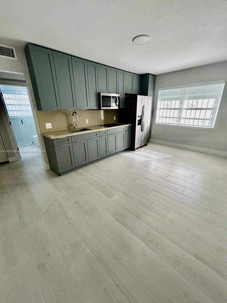 5541 NW 1st Ave 4, Miami, Florida 33127, 2 Bedrooms Bedrooms, ,1 BathroomBathrooms,Residentiallease,For Rent,5541 NW 1st Ave 4,A11507958