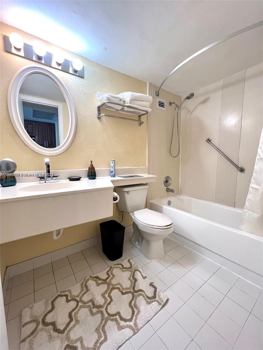 19201 Collins Ave 812, Sunny Isles Beach, Florida 33160-2202, ,1 BathroomBathrooms,Residential,For Sale,19201 Collins Ave 812,A11507968