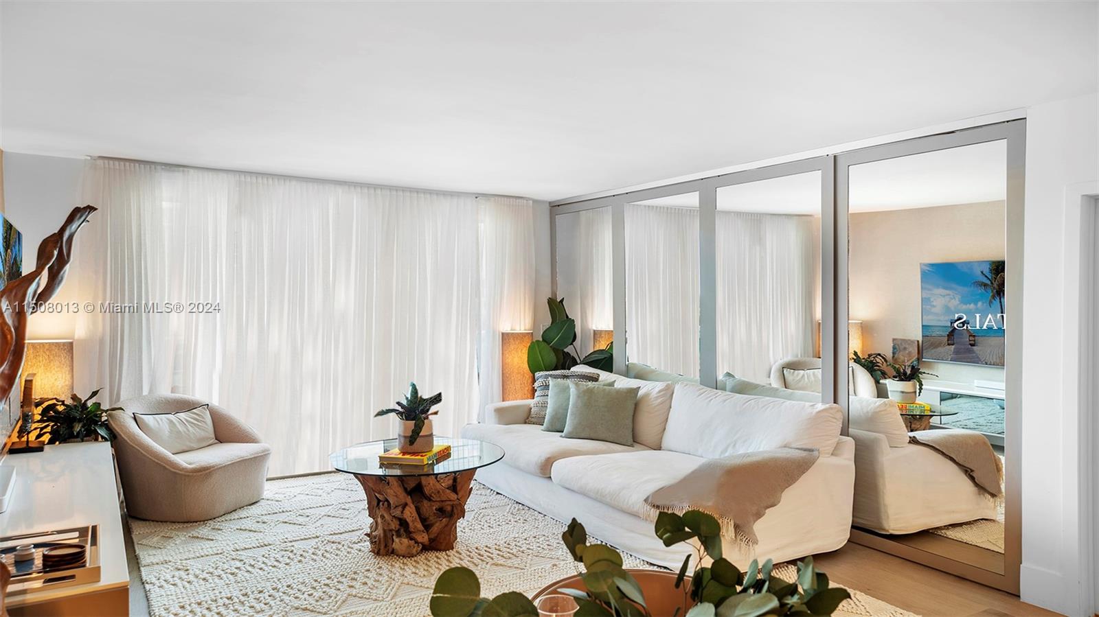 Miami Beach, Florida 33139, 2 Bedrooms Bedrooms, ,2 BathroomsBathrooms,Residentiallease,For Rent,A11508013