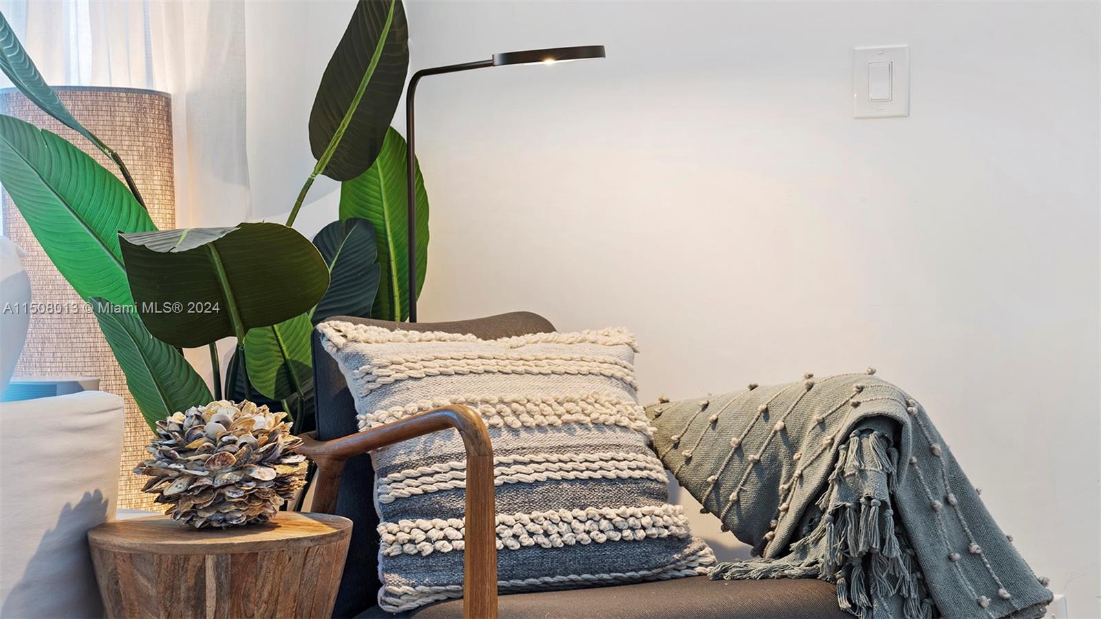 Miami Beach, Florida 33139, 2 Bedrooms Bedrooms, ,2 BathroomsBathrooms,Residentiallease,For Rent,A11508013