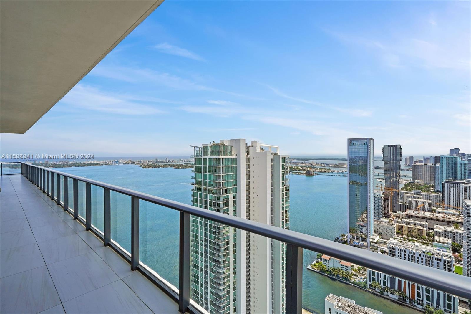 480 NE 31st St PH5201, Miami, Florida 33137, 4 Bedrooms Bedrooms, ,4 BathroomsBathrooms,Residential,For Sale,480 NE 31st St PH5201,A11508041