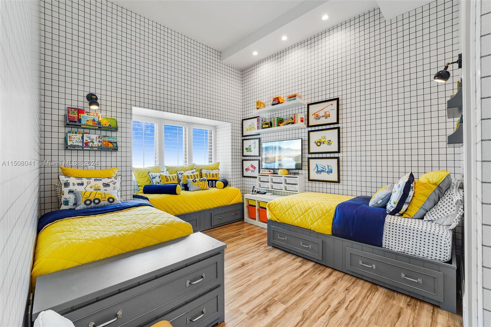 480 NE 31st St PH5201, Miami, Florida 33137, 4 Bedrooms Bedrooms, ,4 BathroomsBathrooms,Residential,For Sale,480 NE 31st St PH5201,A11508041