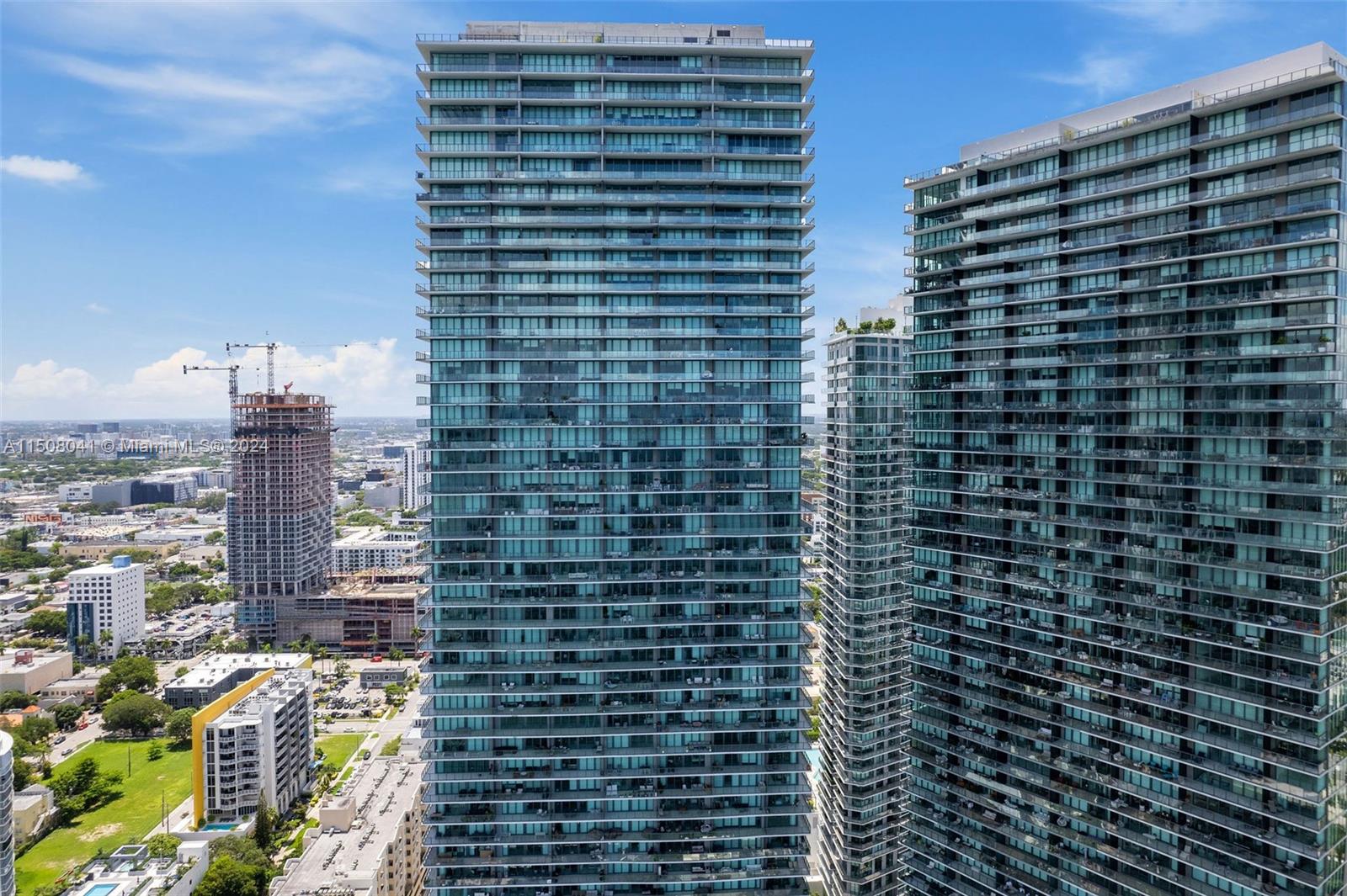 480 NE 31st St PH5201, Miami, Florida 33137, 4 Bedrooms Bedrooms, ,4 BathroomsBathrooms,Residential,For Sale,480 NE 31st St PH5201,A11508041