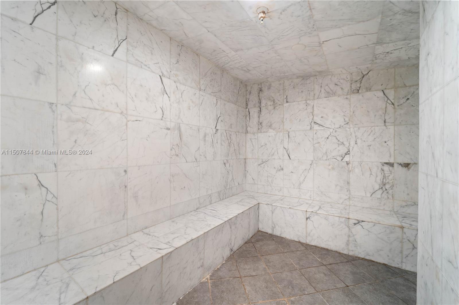 253 NE 2nd St S209, Miami, Florida 33132, 1 Bedroom Bedrooms, ,2 BathroomsBathrooms,Residential,For Sale,253 NE 2nd St S209,A11507844