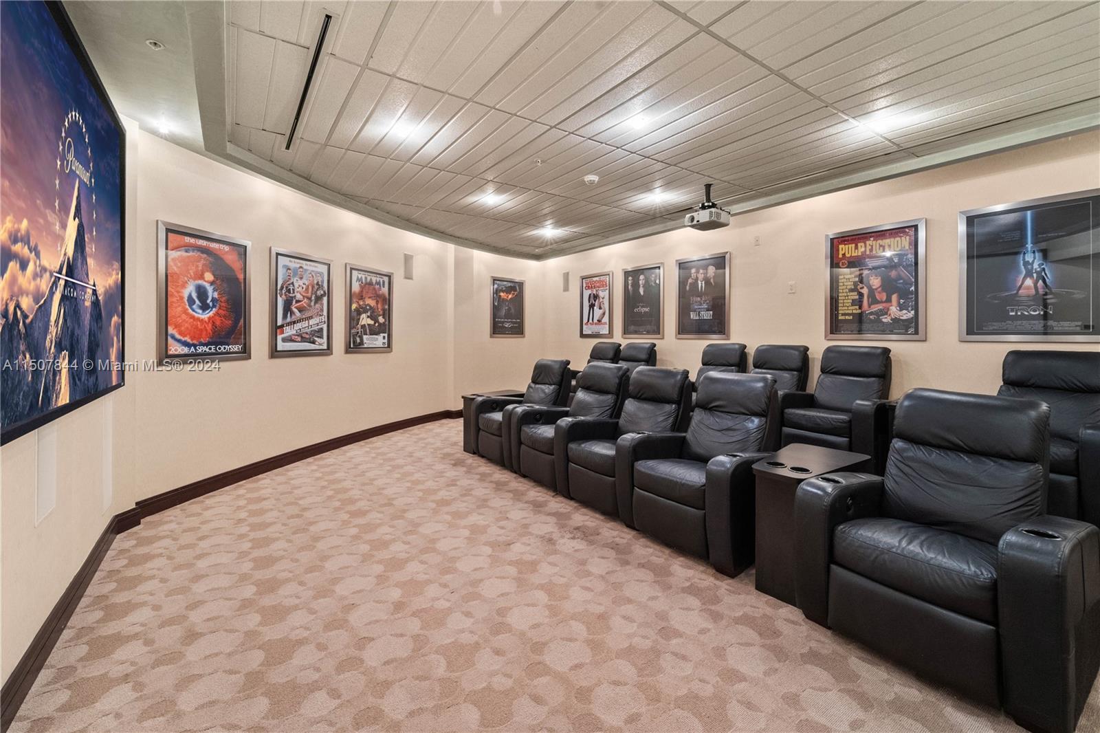 253 NE 2nd St S209, Miami, Florida 33132, 1 Bedroom Bedrooms, ,2 BathroomsBathrooms,Residential,For Sale,253 NE 2nd St S209,A11507844