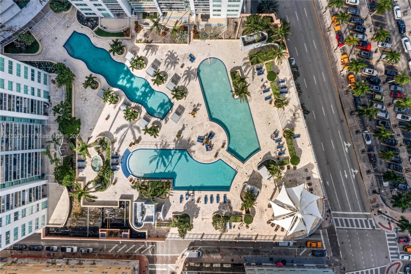 253 NE 2nd St S209, Miami, Florida 33132, 1 Bedroom Bedrooms, ,2 BathroomsBathrooms,Residential,For Sale,253 NE 2nd St S209,A11507844