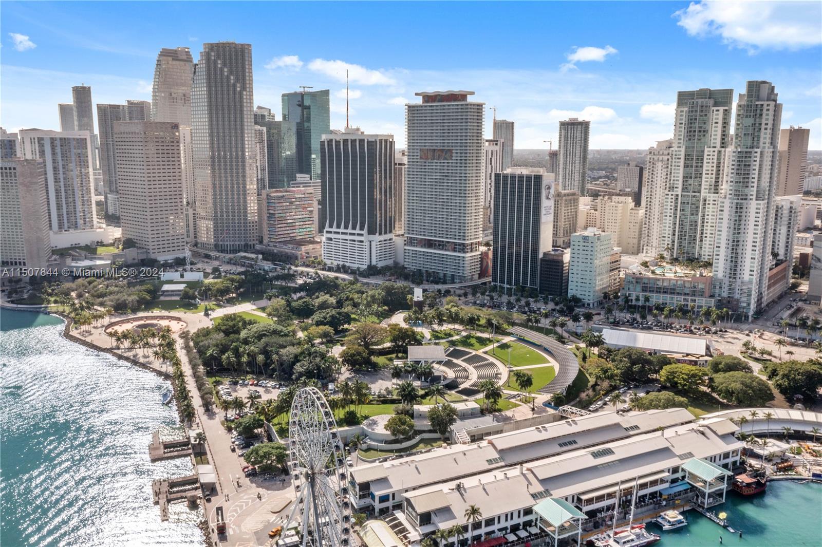 253 NE 2nd St S209, Miami, Florida 33132, 1 Bedroom Bedrooms, ,2 BathroomsBathrooms,Residential,For Sale,253 NE 2nd St S209,A11507844