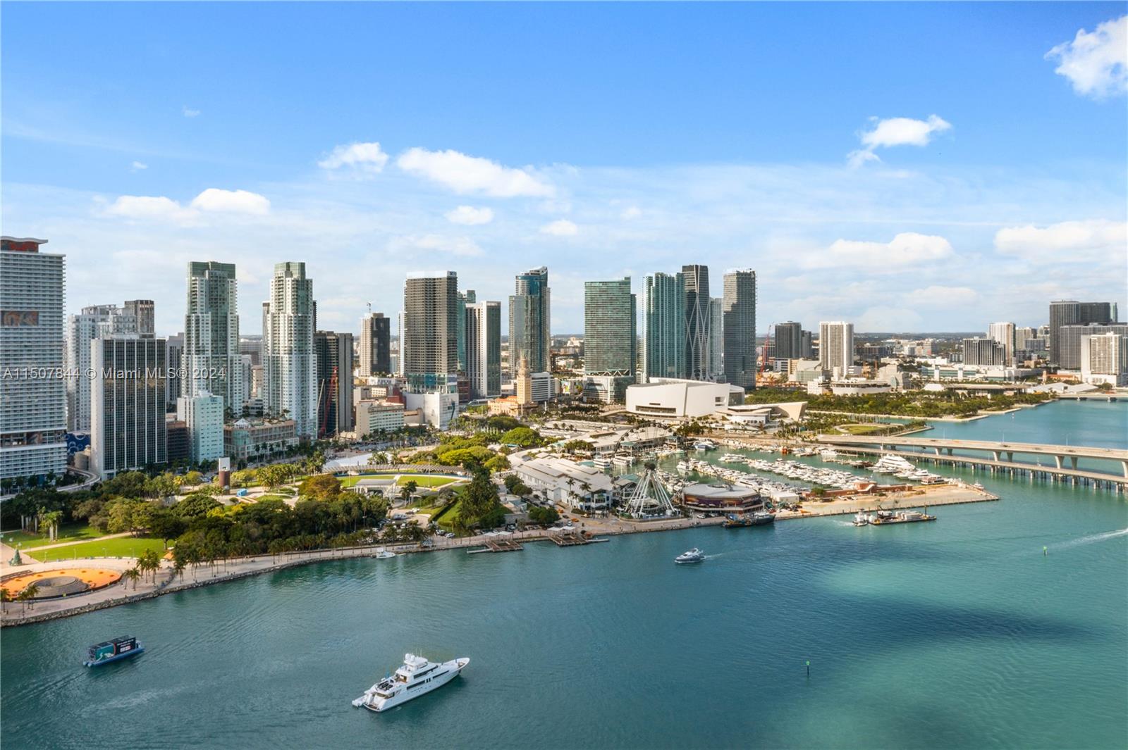 253 NE 2nd St S209, Miami, Florida 33132, 1 Bedroom Bedrooms, ,2 BathroomsBathrooms,Residential,For Sale,253 NE 2nd St S209,A11507844