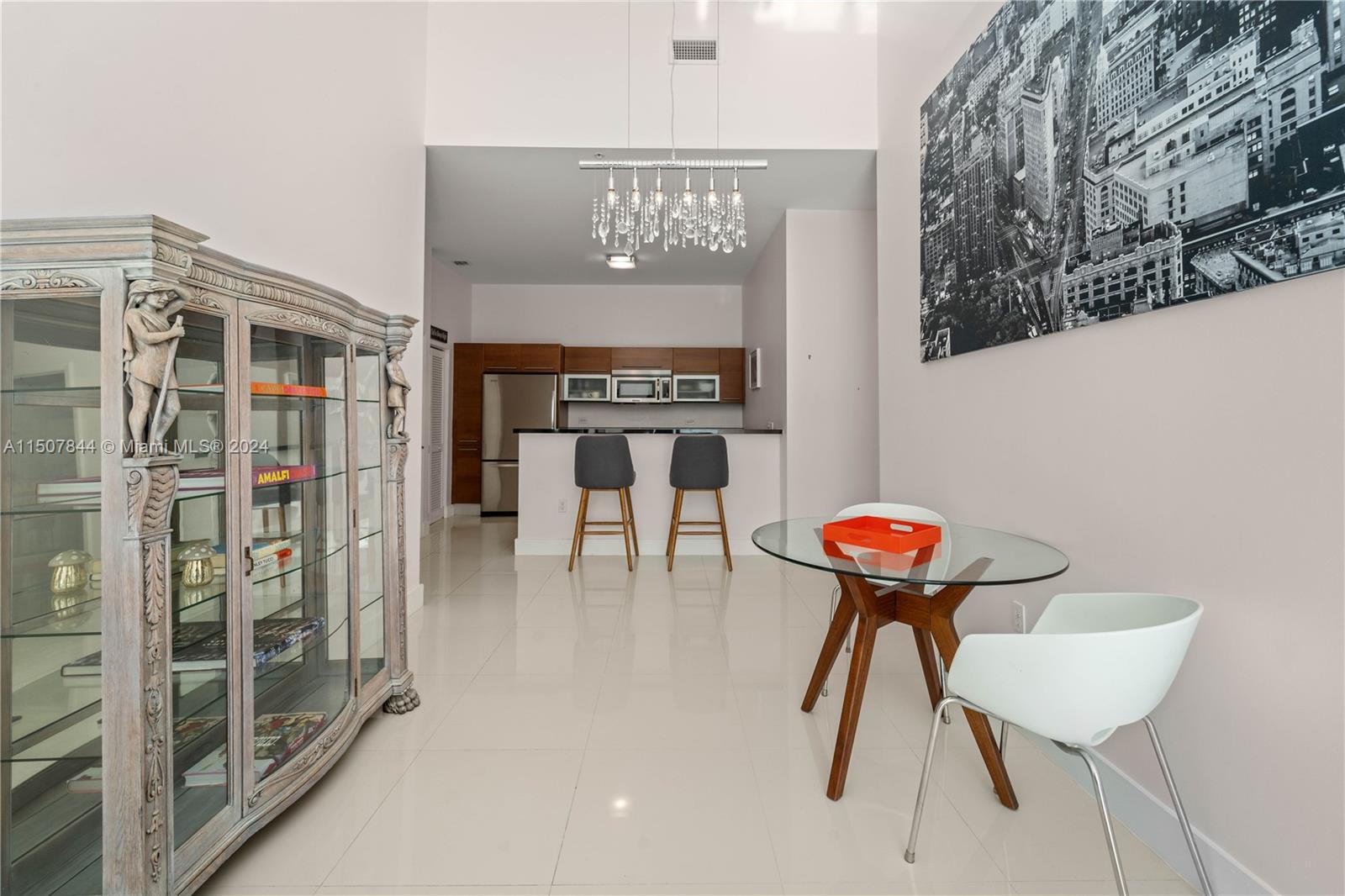 253 NE 2nd St S209, Miami, Florida 33132, 1 Bedroom Bedrooms, ,2 BathroomsBathrooms,Residential,For Sale,253 NE 2nd St S209,A11507844