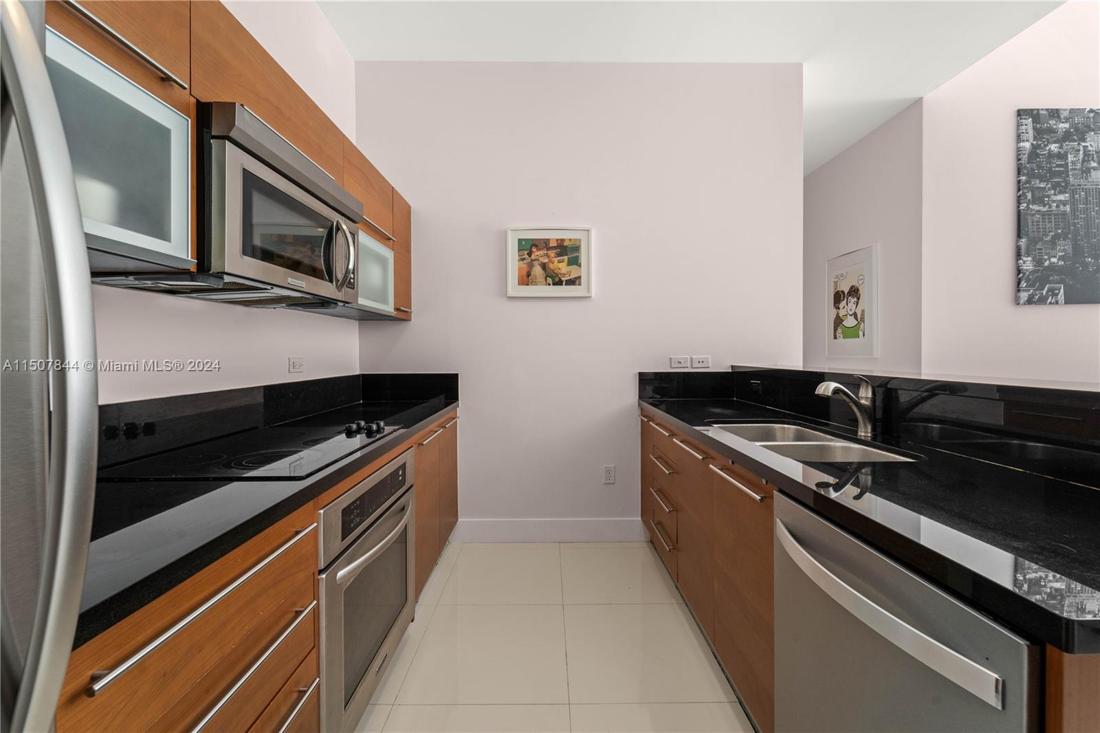 253 NE 2nd St S209, Miami, Florida 33132, 1 Bedroom Bedrooms, ,2 BathroomsBathrooms,Residential,For Sale,253 NE 2nd St S209,A11507844