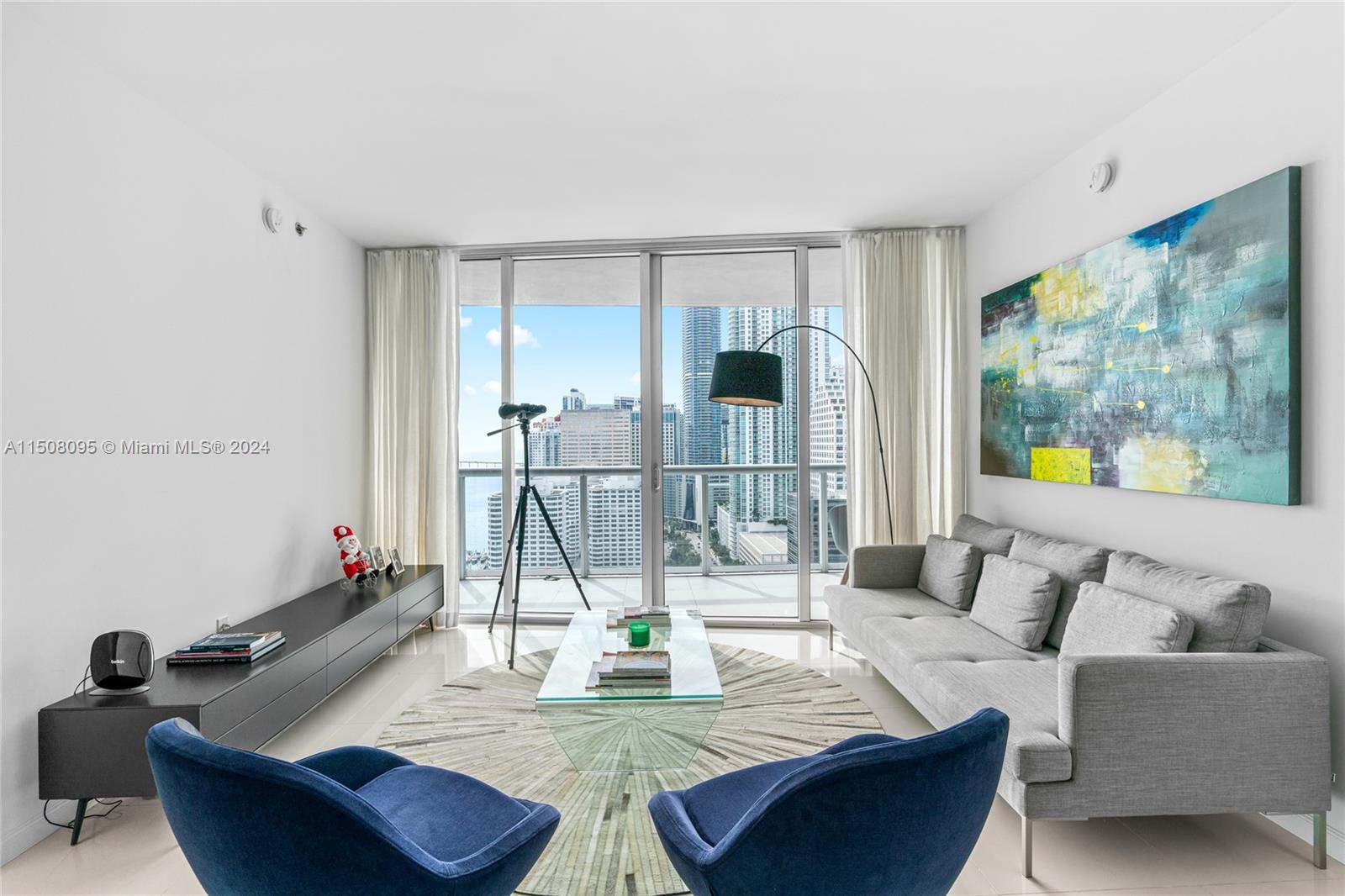 495 Brickell Ave, Miami, FL, 33131 United States, 2 Bedrooms Bedrooms, ,2 BathroomsBathrooms,Residential,For Sale,Brickell Ave,A11508095