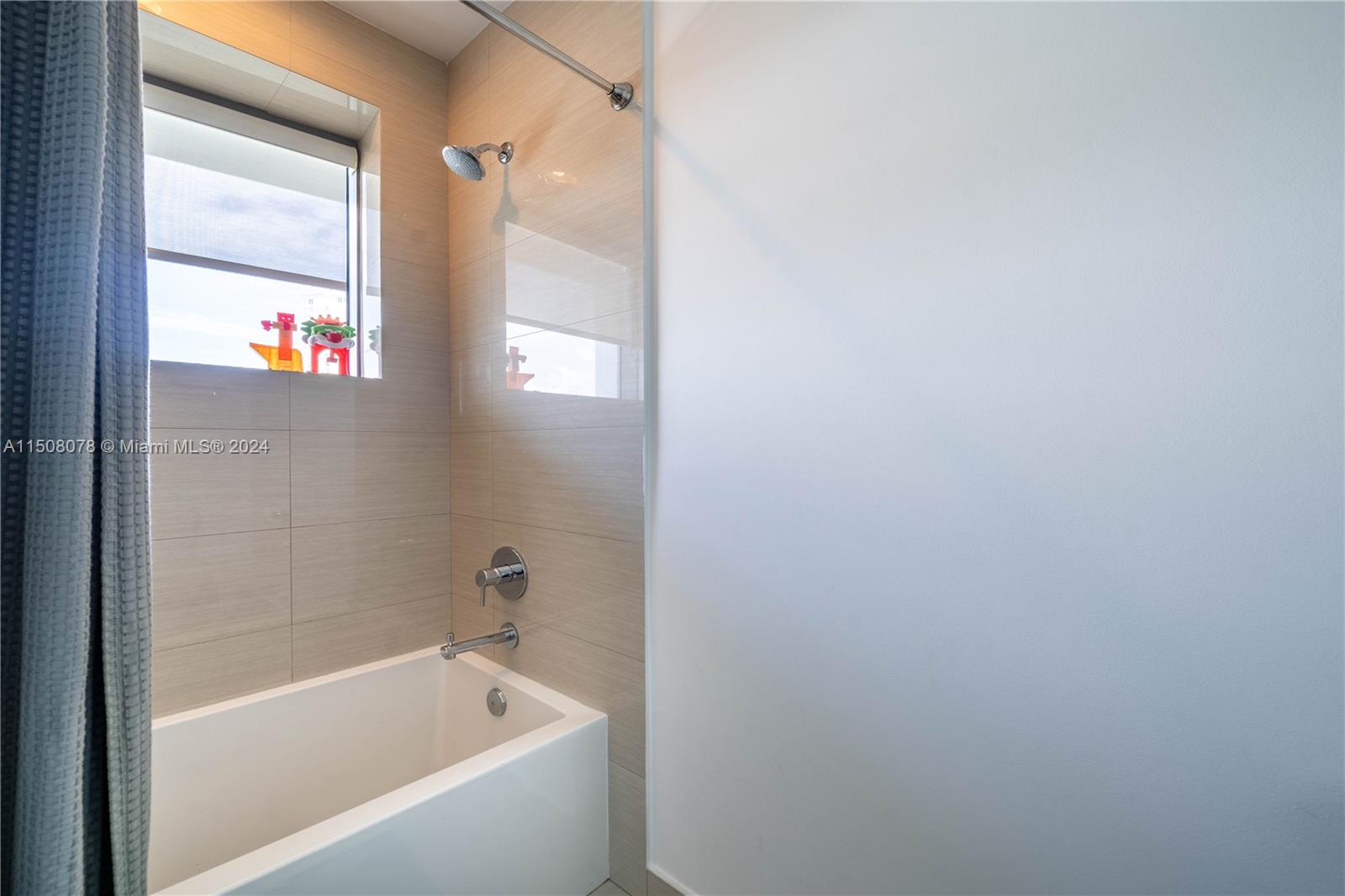 3250 188th St, Aventura, FL, 33180 United States, 4 Bedrooms Bedrooms, ,5 BathroomsBathrooms,Residential,For Sale,188th St,A11508078
