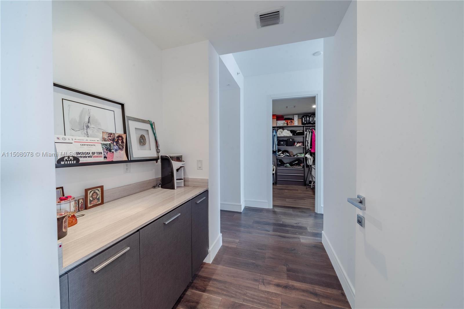 3250 NE 188th St 606, Aventura, Florida 33180, 4 Bedrooms Bedrooms, ,5 BathroomsBathrooms,Residential,For Sale,3250 NE 188th St 606,A11508078