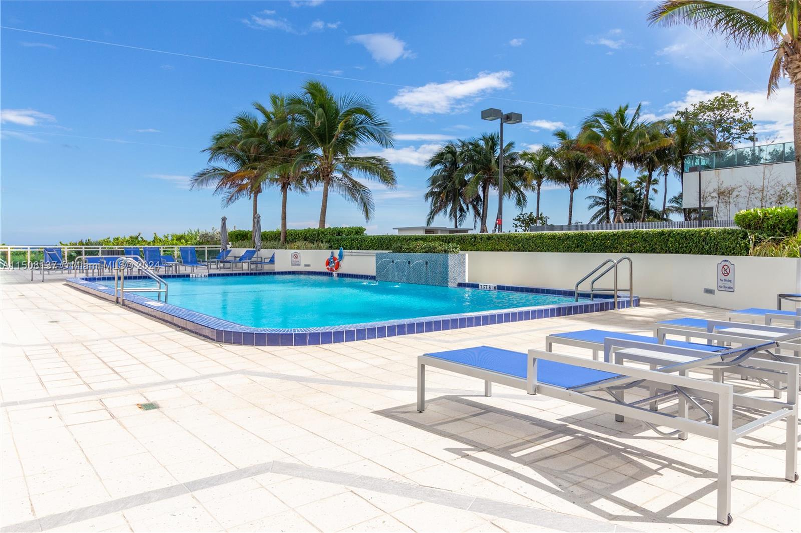 6917 Collins Ave 1406, Miami Beach, Florida 33141, 1 Bedroom Bedrooms, ,1 BathroomBathrooms,Residentiallease,For Rent,6917 Collins Ave 1406,A11508137