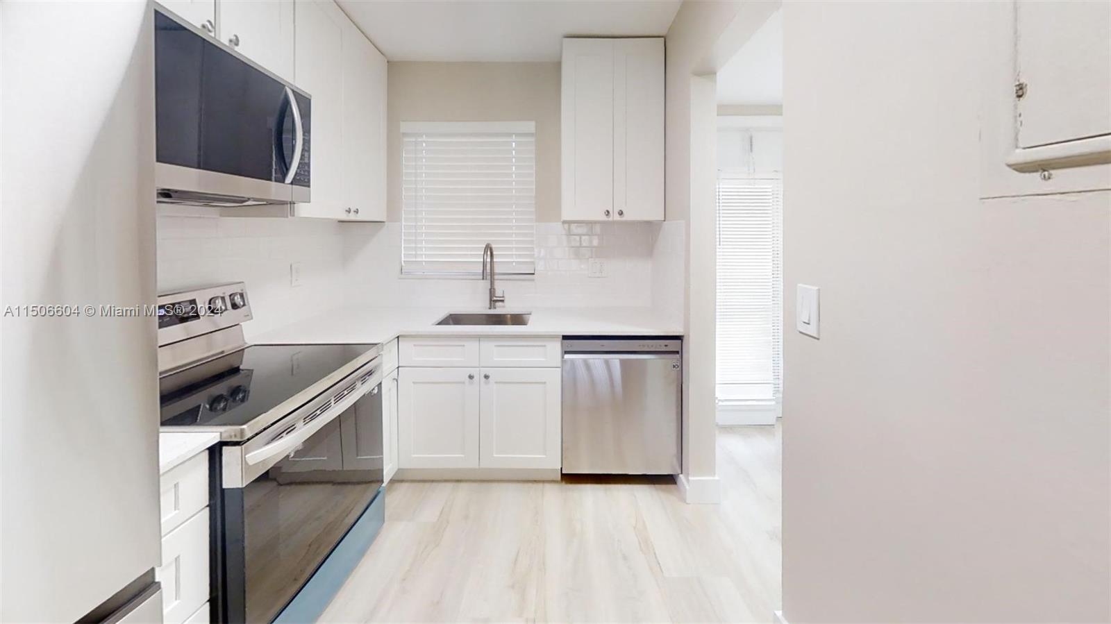 2901 Sunrise Lakes Dr, Sunrise, FL, 33322 United States, 2 Bedrooms Bedrooms, ,2 BathroomsBathrooms,Residential,For Sale,Sunrise Lakes Dr,A11506604