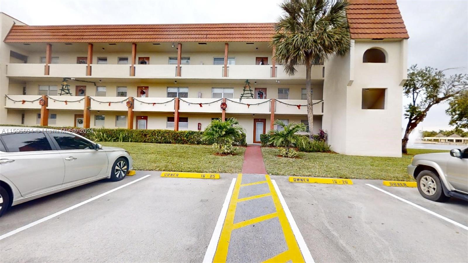 2901 Sunrise Lakes Dr, Sunrise, FL, 33322 United States, 2 Bedrooms Bedrooms, ,2 BathroomsBathrooms,Residential,For Sale,Sunrise Lakes Dr,A11506604