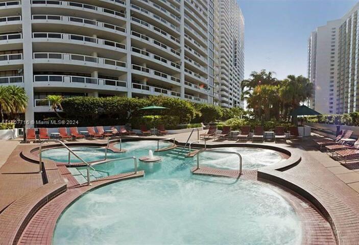 1717 N Bayshore dr A-2539, Miami, Florida 33132, 1 Bedroom Bedrooms, ,1 BathroomBathrooms,Residential,For Sale,1717 N Bayshore dr A-2539,A11507716
