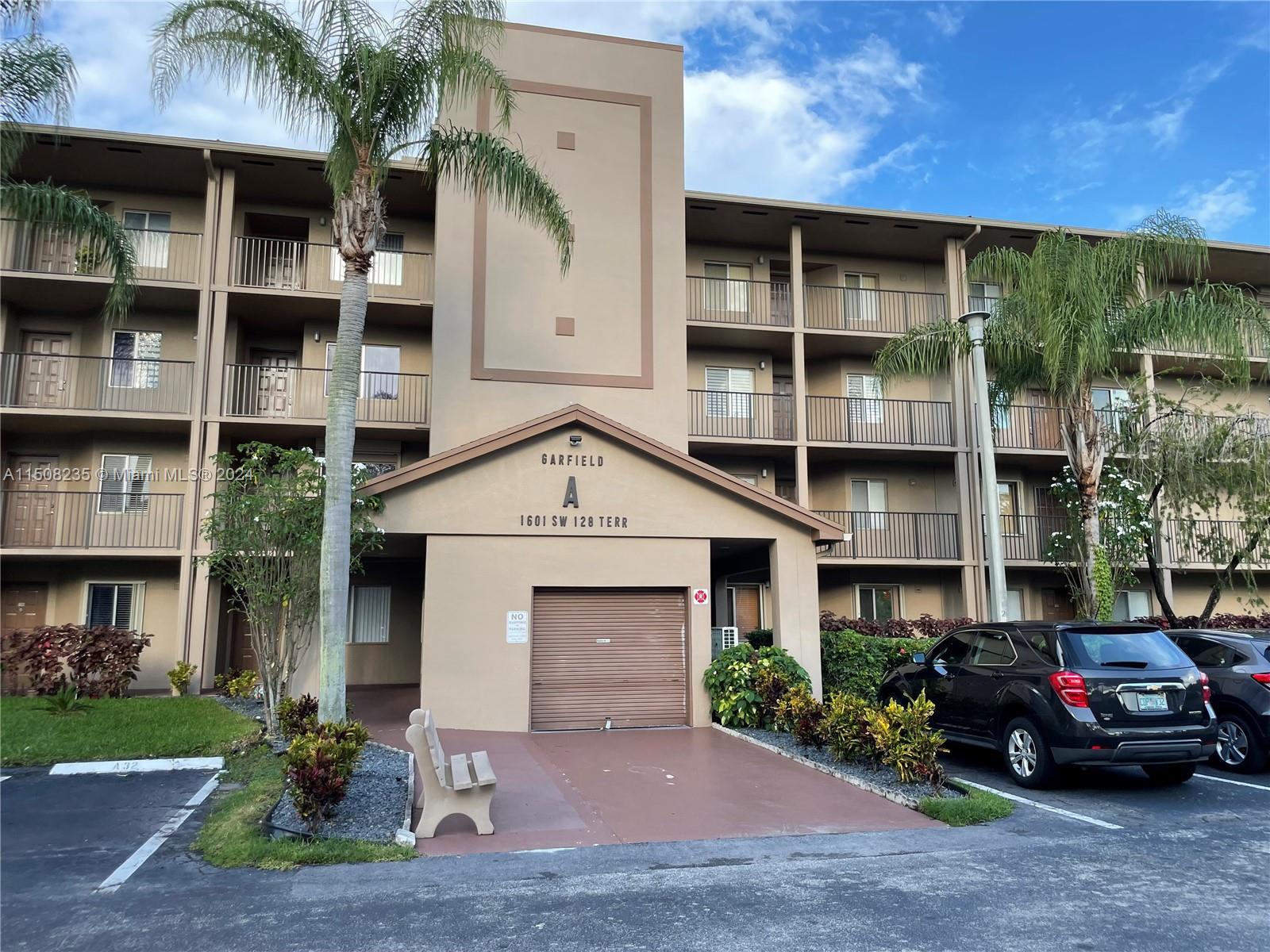 1601 128th Ter, Pembroke Pines, FL, 33027 United States, 2 Bedrooms Bedrooms, ,1 BathroomBathrooms,Residential,For Sale,128th Ter,A11508235