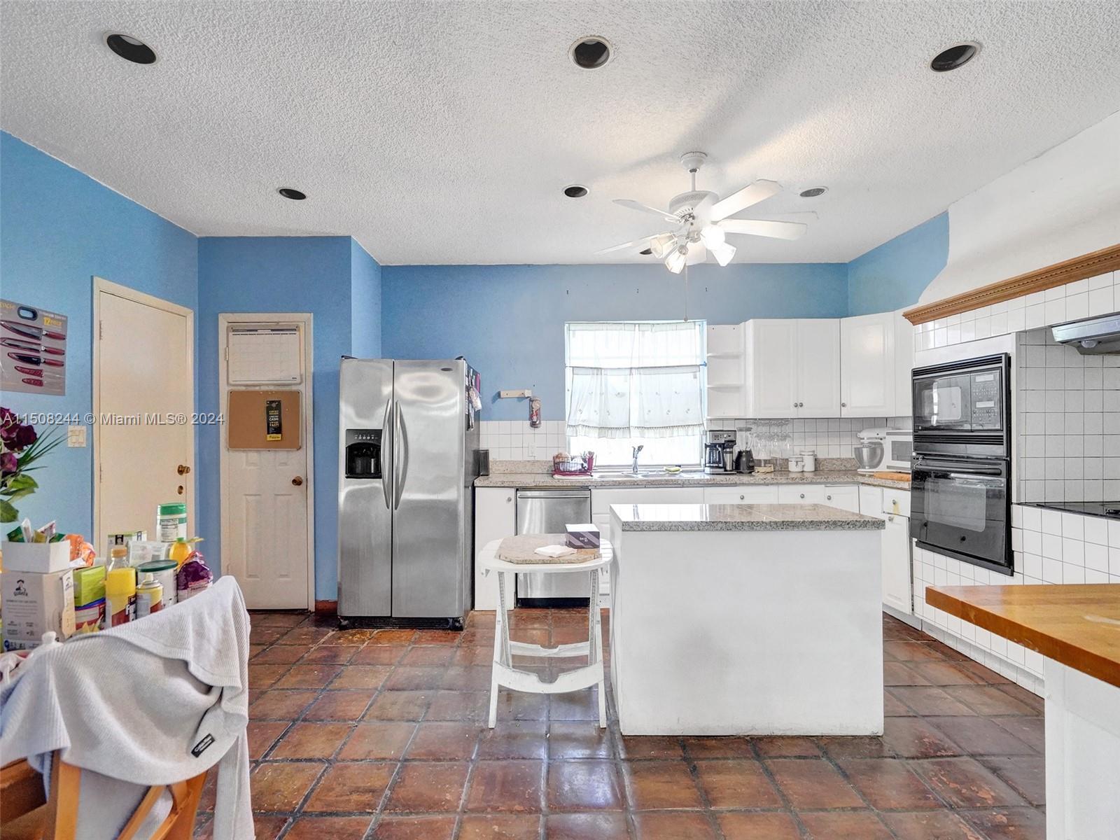 8311 Grand Canal Dr, Miami, FL, 33144 United States, 7 Bedrooms Bedrooms, ,3 BathroomsBathrooms,Residential,For Sale,Grand Canal Dr,A11508244