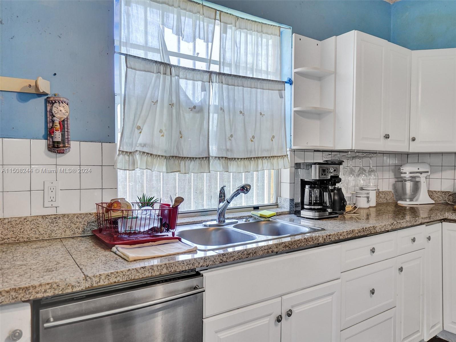 8311 Grand Canal Dr, Miami, FL, 33144 United States, 7 Bedrooms Bedrooms, ,3 BathroomsBathrooms,Residential,For Sale,Grand Canal Dr,A11508244