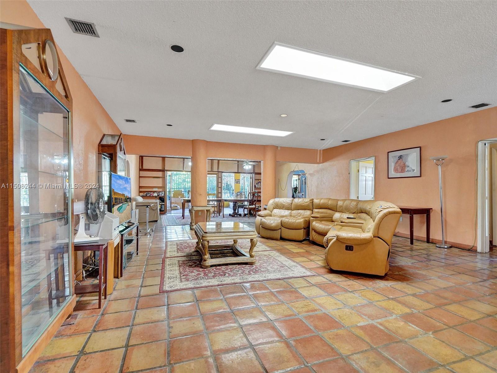 8311 Grand Canal Dr, Miami, FL, 33144 United States, 7 Bedrooms Bedrooms, ,3 BathroomsBathrooms,Residential,For Sale,Grand Canal Dr,A11508244