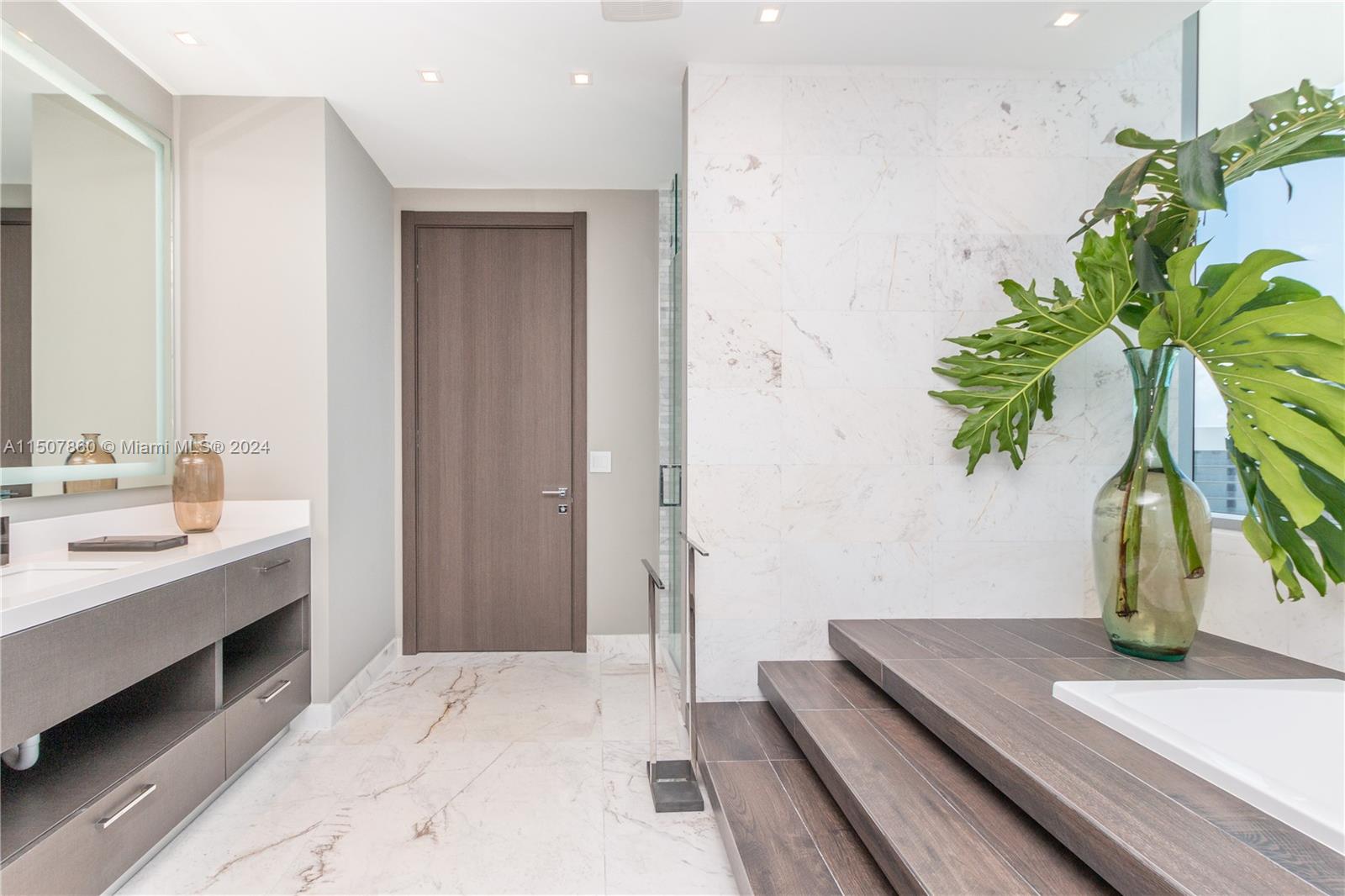 851 NE 1st Ave PH4611, Miami, Florida 33132, 4 Bedrooms Bedrooms, ,5 BathroomsBathrooms,Residentiallease,For Rent,851 NE 1st Ave PH4611,A11507860